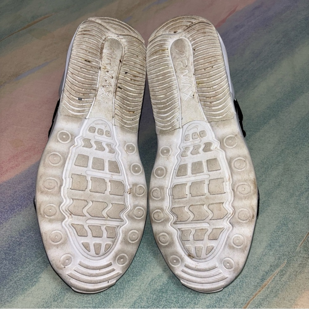 Nike Air Max Bolt Women’s running athletic shoes size 8.5 - Picture 9 of 9